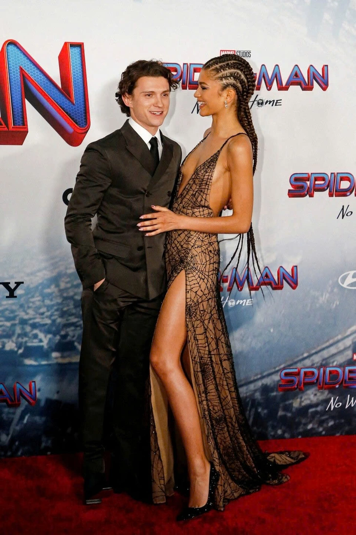 Tom Holland - Ảnh 9.