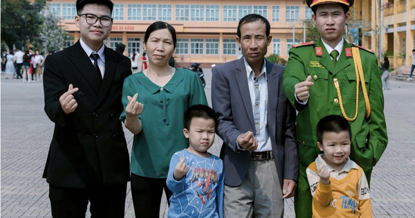 National valedictorian with 39/40 points: From a simple family background to the dream of becoming a Polytechnic engineer