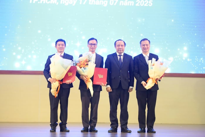 ĐHQG TP HCM bổ nhiệm lãnh đạo chủ chốt Trường ĐH Khoa học Sức khỏe- Ảnh 1.