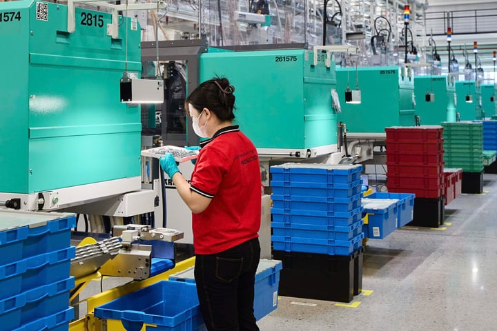 Thủ phủ công nghiệp Bình Dương luôn là ngôi sao sáng nhất trong thu hút đầu tư, phát triển công nghiệp chế biến chế tạo với công nghệ mới. (Ảnh: N. Thanh)