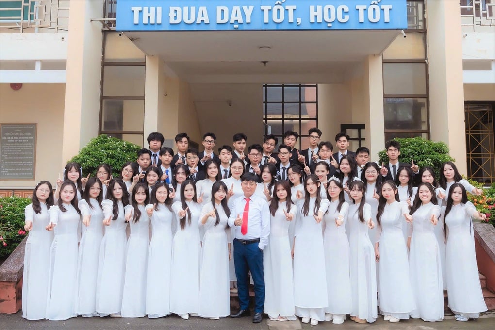 Lớp học có thủ khoa toàn quốc, bội thu điểm 10 ở Ninh Bình - 3