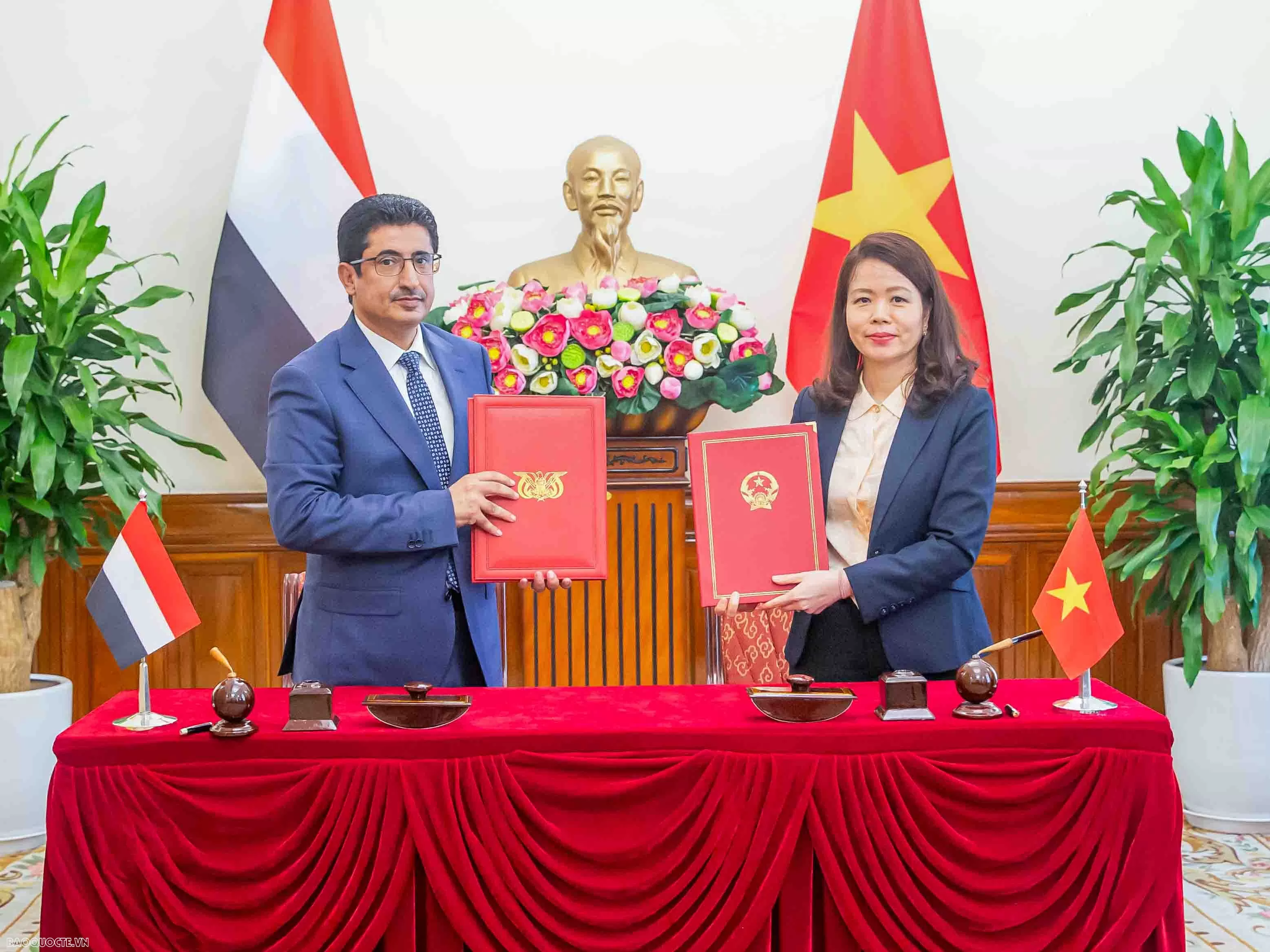 Yemen đề nghị Việt Nam hỗ trợ doanh nghiệp nước này sang họ tập