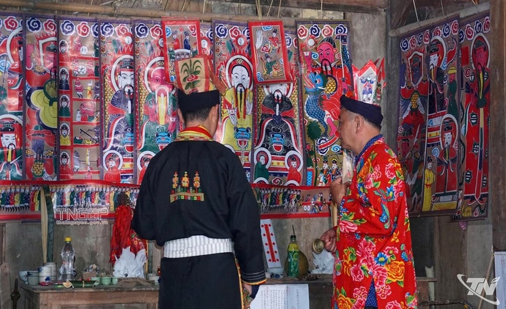 Phần nghi lễ trong Lễ hội cầu mùa của người Dao Lô Giang.