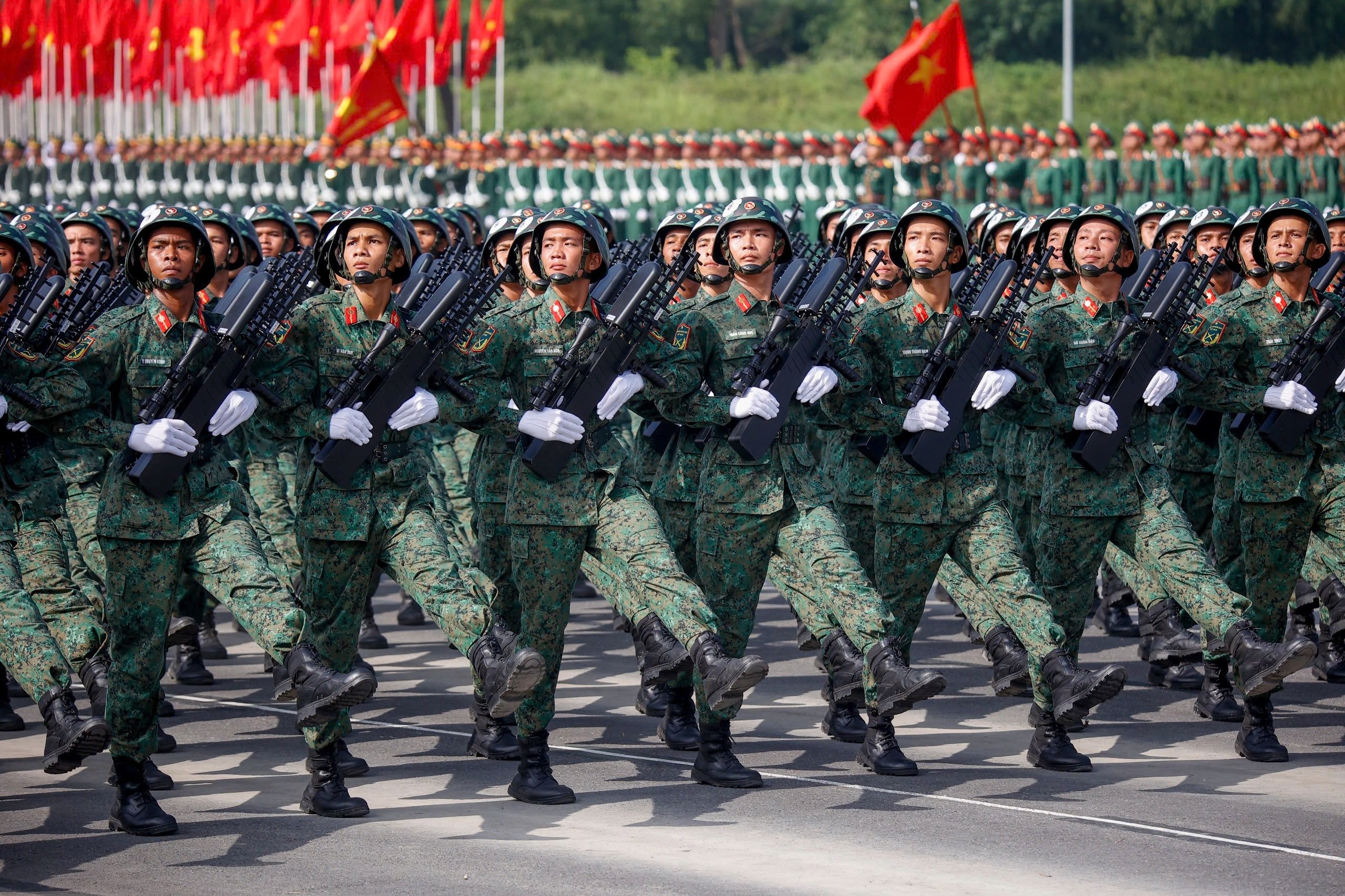 Mãn nhãn buổi diễu binh 15 . 000 Chiến sĩ công an và quân đội hợp luyện - Ảnh 19.
