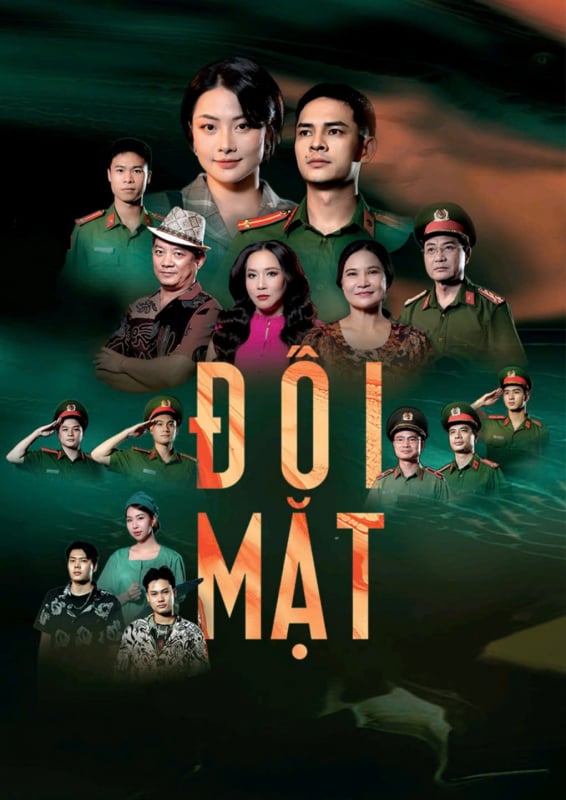 Biểu diễn vở kịch “Đối mặt” - tác phẩm đoạt Huy chương Bạc tại Liên hoan sân khấu về người chiến sĩ CAND -0