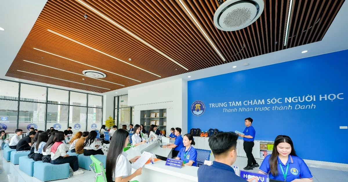 ពិន្ទុ​ចូល​រៀន​របស់​សាកលវិទ្យាល័យ Van Hien គឺ​ពី ១៥-១៨
