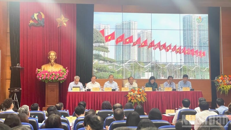 ประชุมทบทวนงาน 6 เดือนแรกของปี และจัดลำดับงาน 6 เดือนสุดท้ายของปี 2568