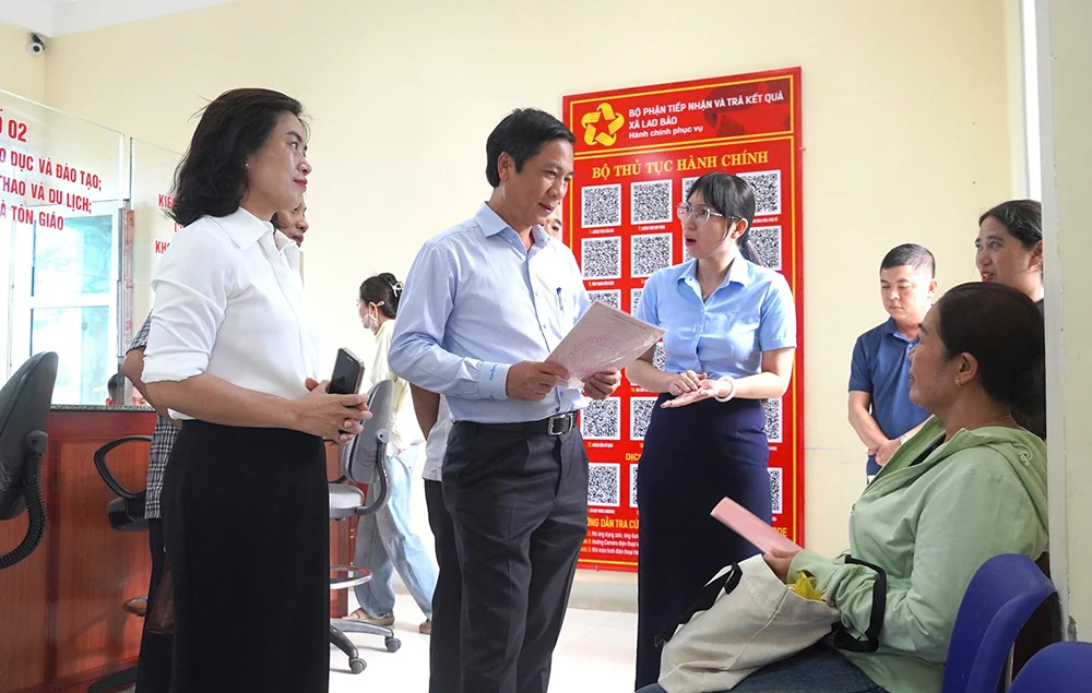 Phó Chủ tịch Thường trực UBND tỉnh Hoàng Nam kiểm tra vận hành thử nghiệm Nhà máy điện gió Hải Anh