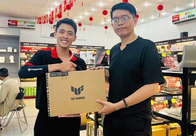 FPT Shop ưu đãi tân sinh viên dịp năm học mới