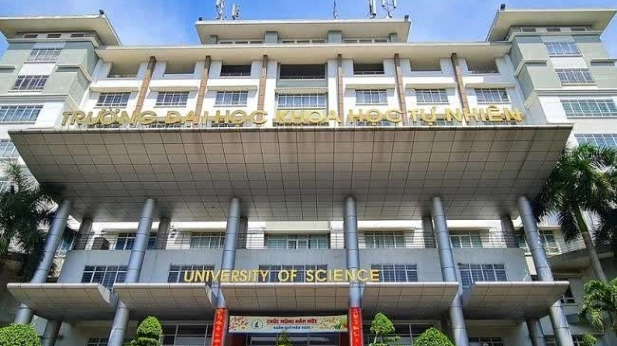 Ho Chi Minh City University of Science announces floor scores for 2025