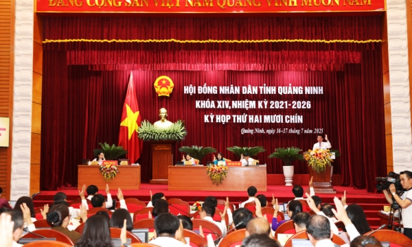 បិទ​សម័យ​ប្រជុំ​លើក​ទី​២៩ ក្រុមប្រឹក្សា​ប្រជាជន​ខេត្ត​ទី​១៤ ៖ ឆ្លង​កាត់​សេចក្តី​សម្រេច​សំខាន់​ចំនួន​២៦