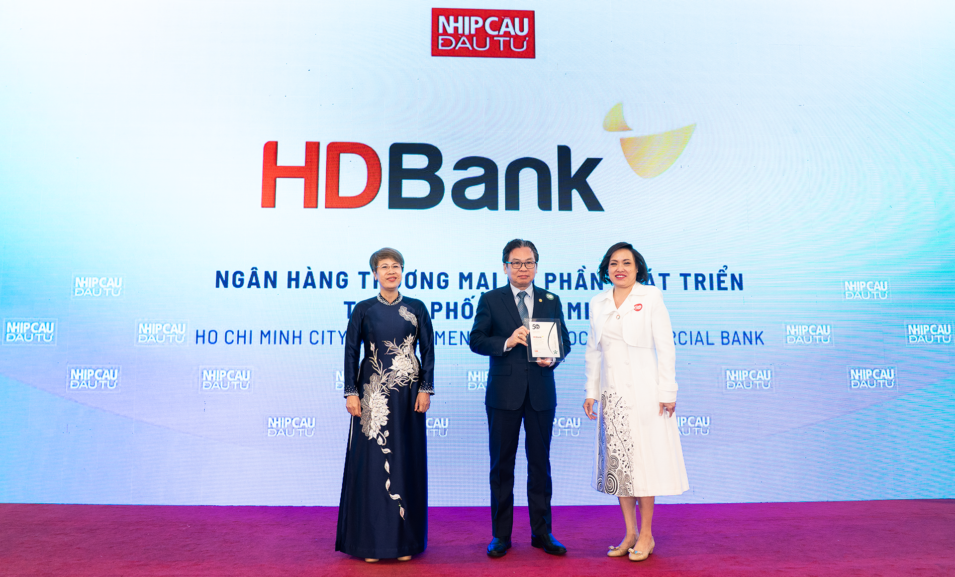 HDBank khẳng định vị thế với loạt giải thưởng ESG ngoại hối và thanh toán quốc tế