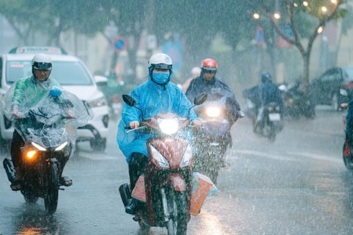 Weather today July 17: More rain in the South, hot weather in the North and Central regions