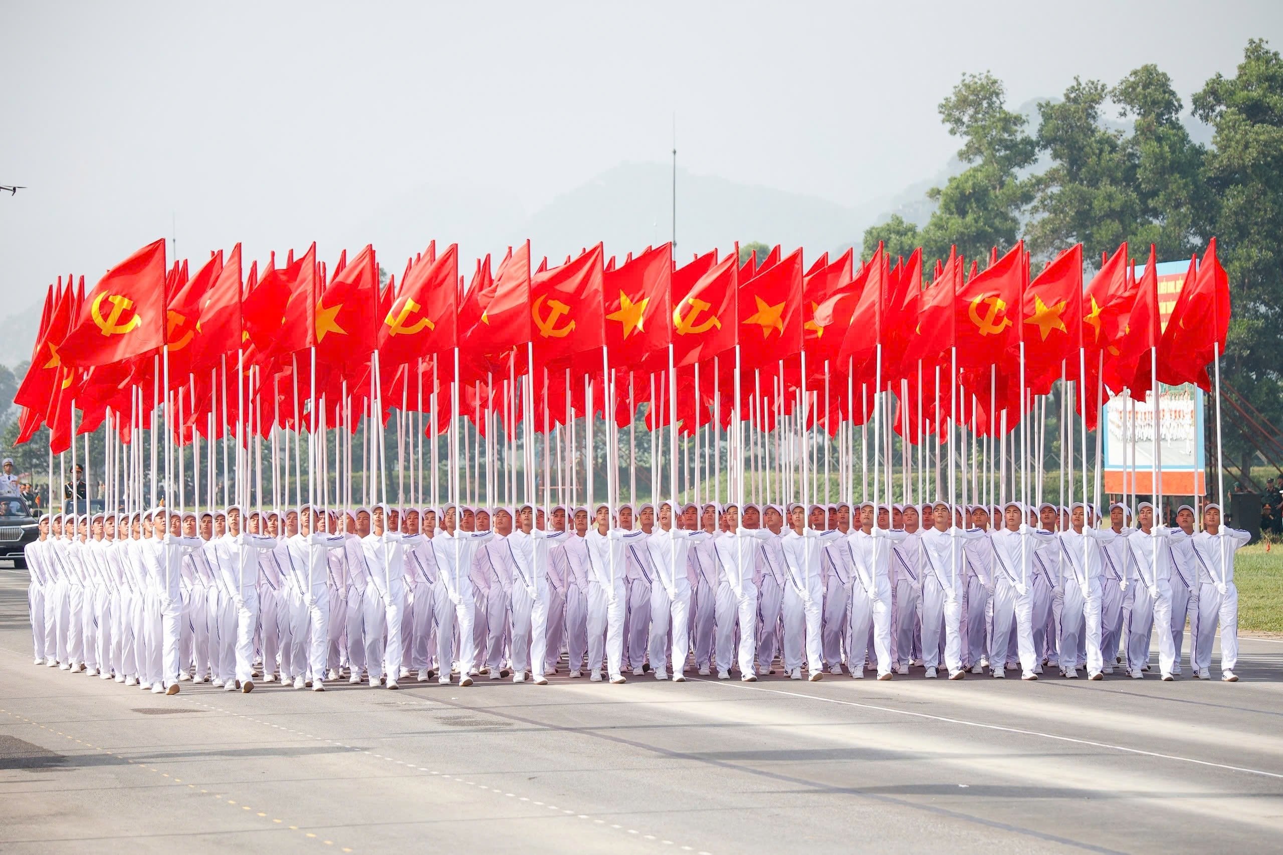 Mãn nhãn buổi diễu binh 15 . 000 Chiến sĩ công an và quân đội hợp luyện - Ảnh 3.