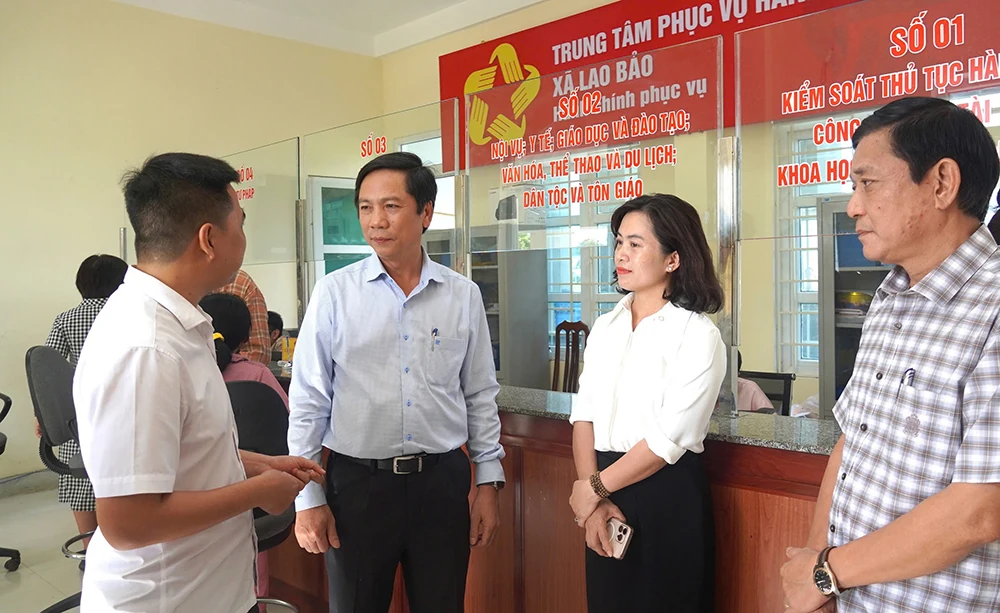 Phó Chủ tịch Thường trực UBND tỉnh Hoàng Nam kiểm tra vận hành thử nghiệm Nhà máy điện gió Hải Anh