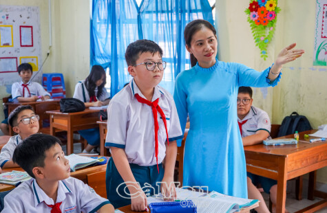 មនុស្សដែលតស៊ូ "សាបព្រួសអក្សរ"