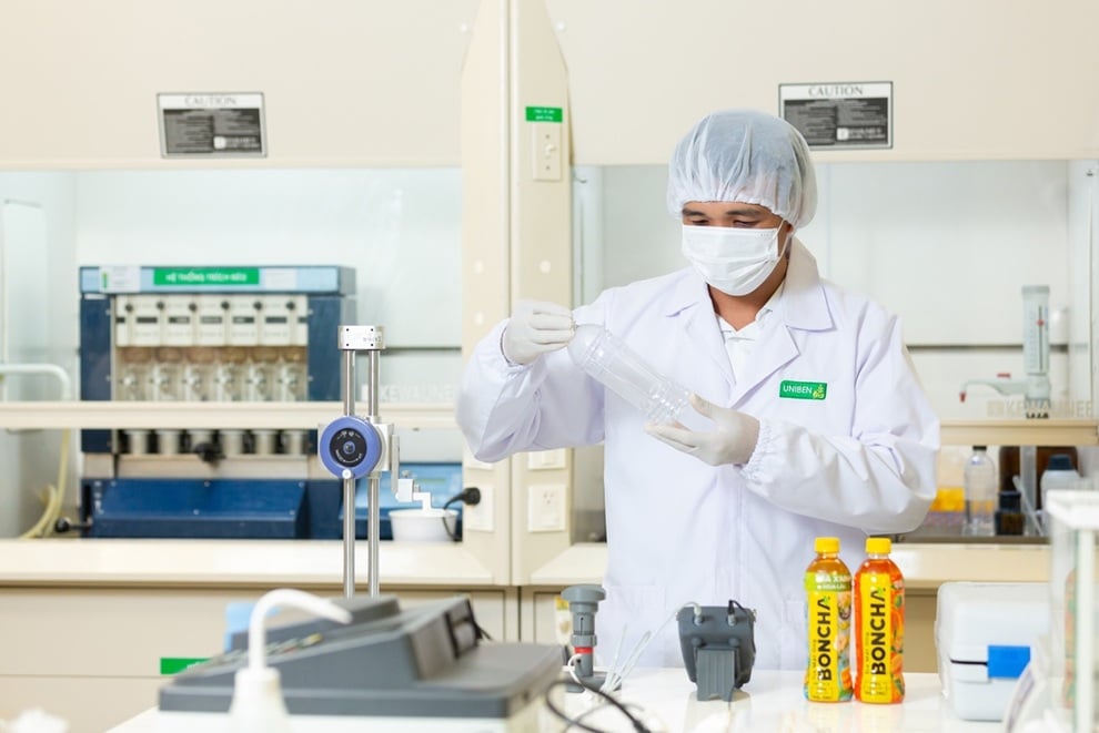 Uniben được vinh danh tại “Top 50 doanh nghiệp phát triển bền vững 2025” - 3