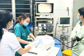 Triển khai kỹ thuật nội soi nhuộm màu phóng đại giúp phát hiện ung thư thực quản và dạ dày