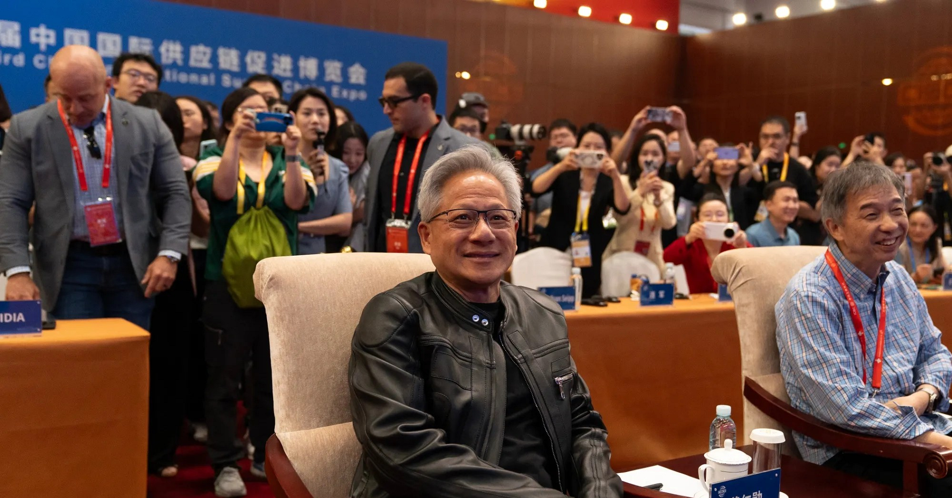 CEO Nvidia: Nếu 20 tuổi lần nữa, đây là ngành tôi sẽ học thay vì phần mềm