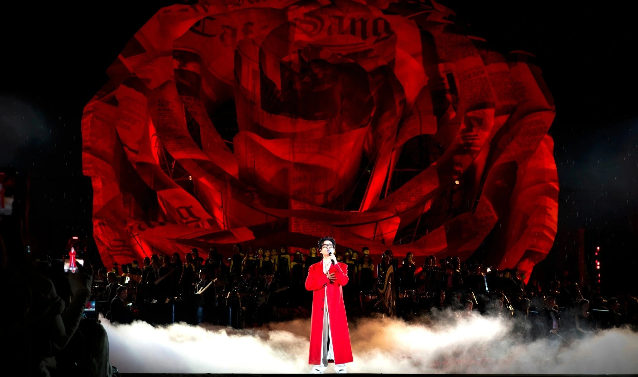 Lý do Hà Anh Tuấn kêu gọi khán giả diện áo dài trong concert tại Mỹ