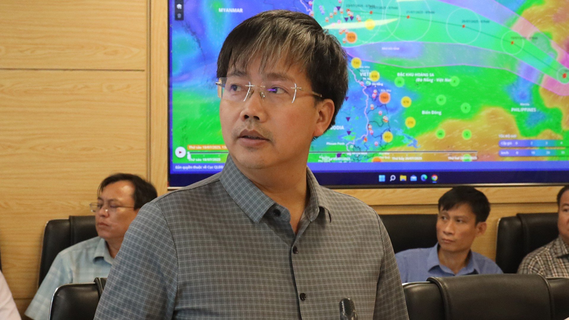18-7-duong-di.jpg