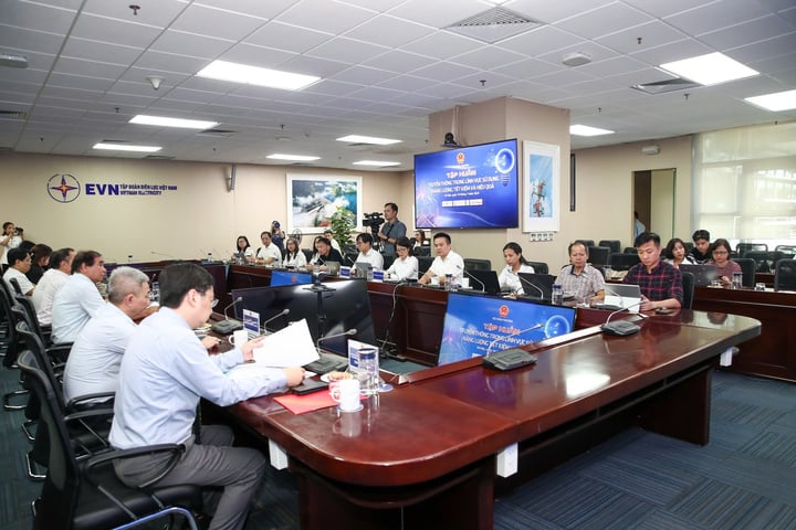 Toàn cảnh hội nghị. Ảnh: Nam Nguyễn
