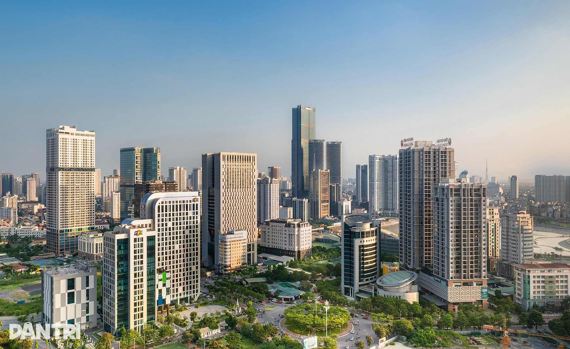 Chuyên gia: Tăng trưởng GDP 8,5% là thách thức lớn song không ngoài tầm với - 2