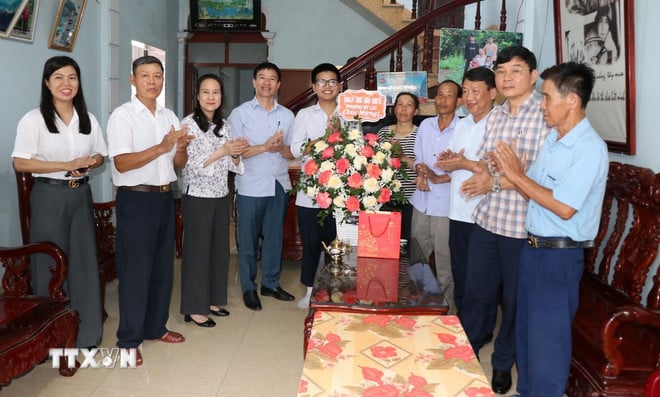 Nam sinh Ninh Bình lập sơ đồ tư duy, tự học và giành ngôi thủ khoa toàn quốc- Ảnh 3.