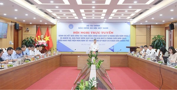 18-7-bao-hiem-y-te-phat-bieu-6978.jpg