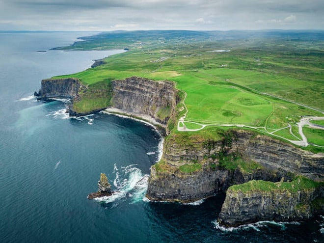 wild-atlantic-way-ireland.jpg