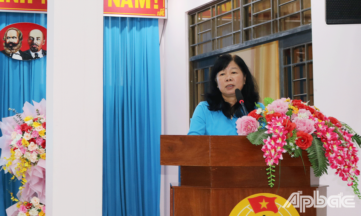 Camarada Huynh Thi Tuyet Vui, presidenta de la Federación Laboral Provincial de Dong Thap
