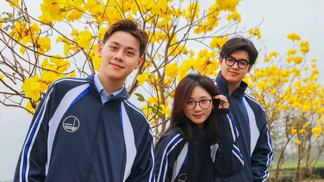 Điểm sàn Đại học Quốc gia Hà Nội 2025 được công bố chính thức - Ảnh 1.