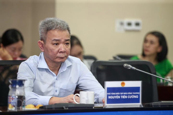 Ông Nguyễn Tiến Cường - Phó Tổng Biên tập Báo Công Thương - tham dự hội nghị. Ảnh: Nam Nguyễn