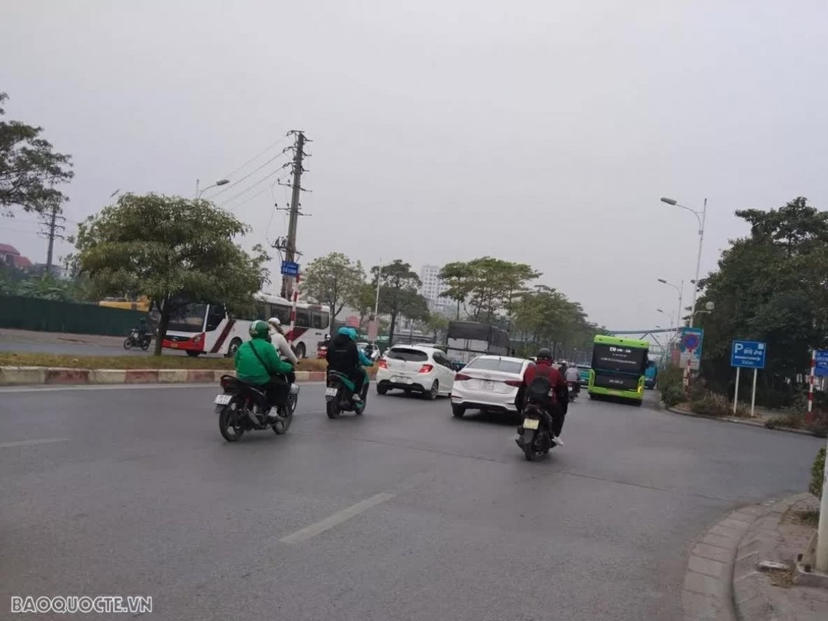 環状1号線でのガソリンバイクの禁止：適応型ロードマップ、責任感、そして行動する決意が必要