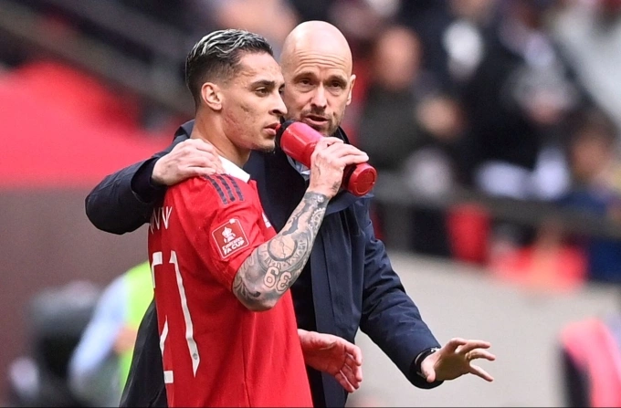 ព័ត៌មានផ្ទេរបាល់ទាត់ 18.7: Man United បញ្ចប់កិច្ចព្រមព្រៀង Mbeumo, Galatasaray បិទ Osimhen - រូបថត 3
