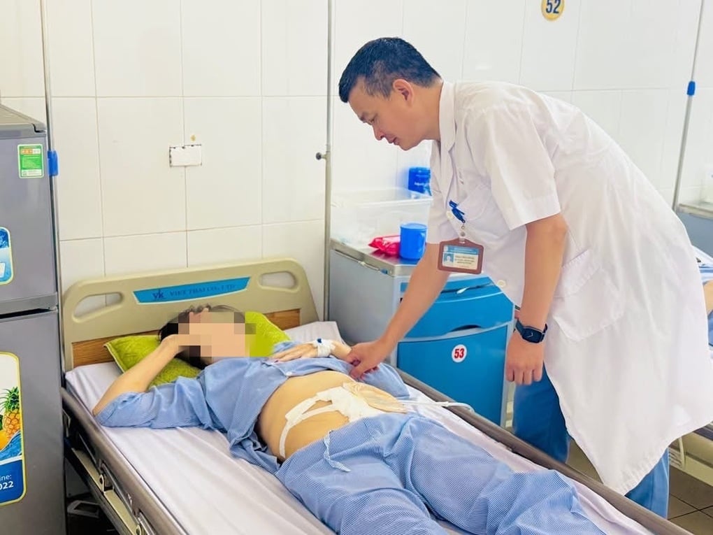 Thụt tháo detox bằng chanh muối, người phụ nữ phải mổ cấp cứu - 1