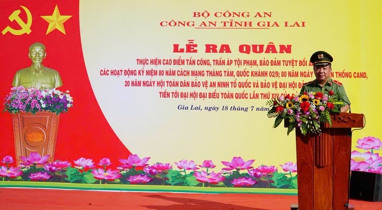 Công an Gia Lai ra quân đợt cao điểm tấn công trấn áp tội phạm- Ảnh 1.
