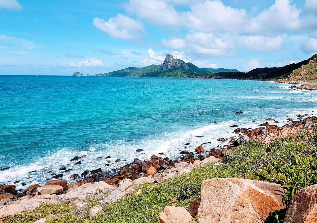 Bãi Nhát - Top 6 Bãi Biển Hoang Sơ Đẹp Nhất Châu Á