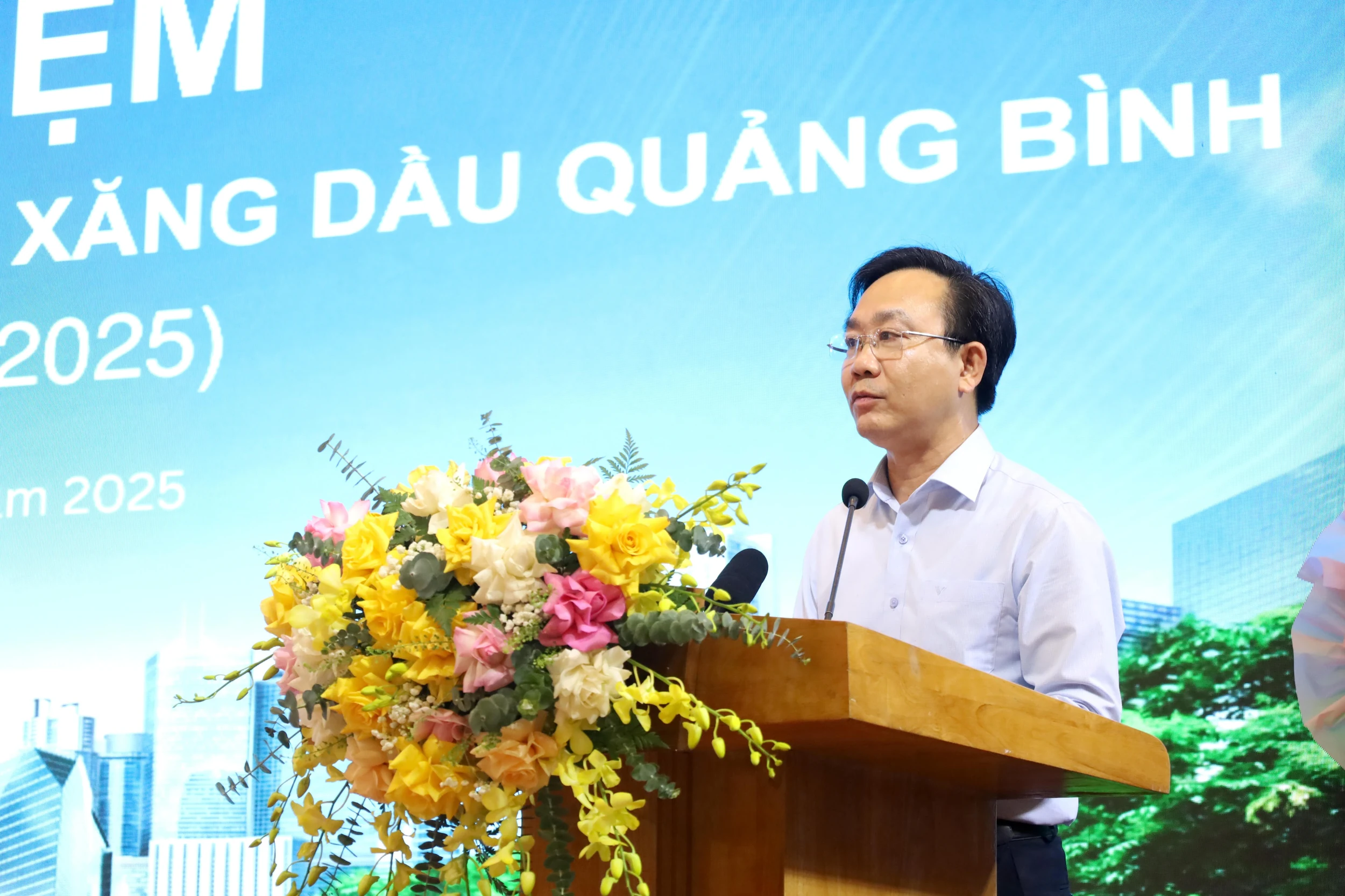 Kỷ niệm 60 năm thành lập Công ty Xăng dầu Quảng Bình