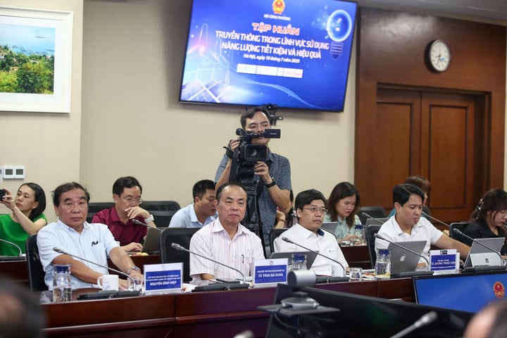Các đại biểu tham dự hội nghị. Ảnh: Nam Nguyễn