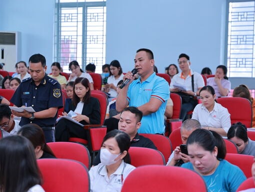 គយសួនឧស្សាហកម្ម Trang Bang៖ កិច្ចសន្ទនាជាមួយធុរកិច្ច ជំរុញការនាំចូល និងនាំចេញ
