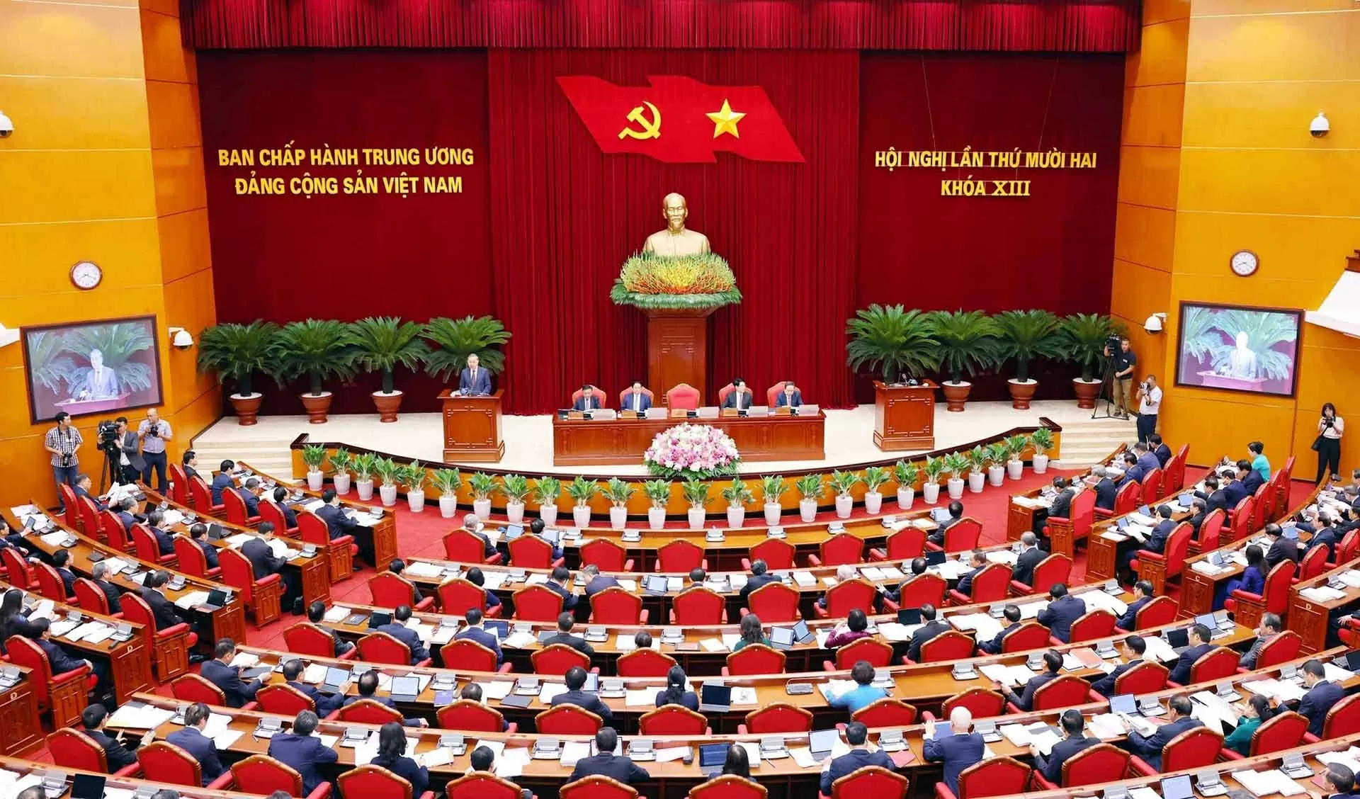 Phát biểu của Tổng Bí thư Tô Lâm tại phiên khai mạc Hội nghị Trung ương 12, khóa XIII
