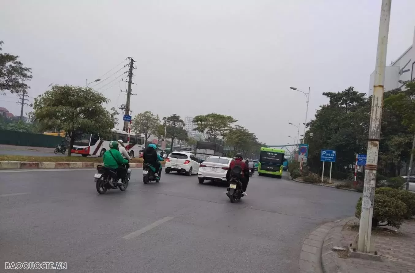 Cấm xe máy xăng ở vành đai 1: Cần lộ trình thích nghi