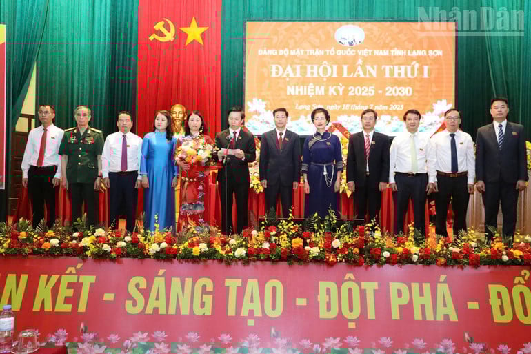 ndo_tr_gen-h-z6817940505581-3ea6e2adf5a89b705cd130bd90802b67.jpg