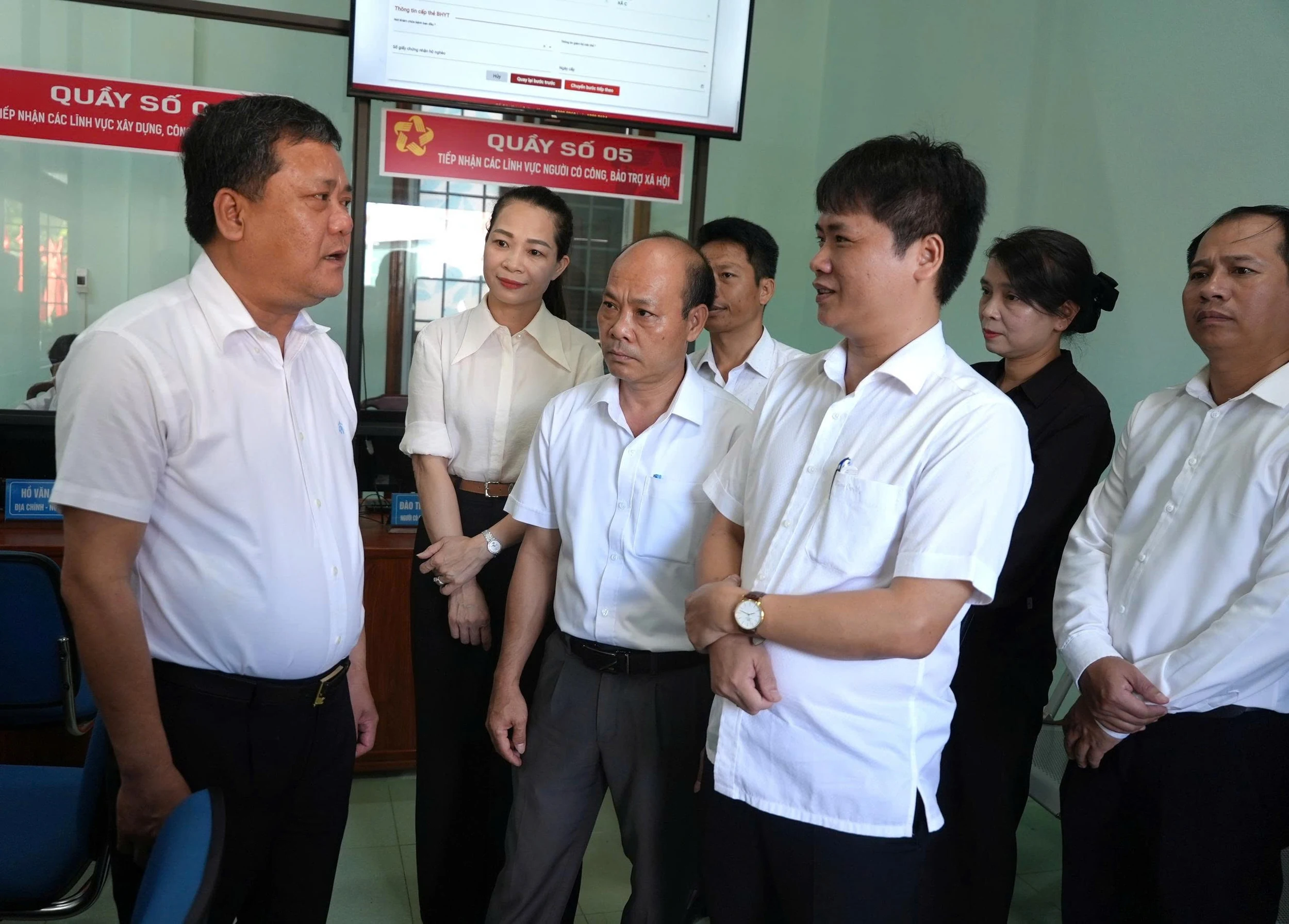 Chủ động khắc phục khó khăn, bảo đảm phục vụ tốt nhất cho người dân, doanh nghiệp