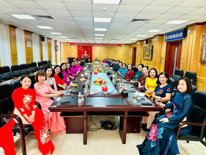 Nữ doanh nhân các tỉnh giao lưu, kết nối sau sáp nhập địa giới hành chính - Ảnh 1.