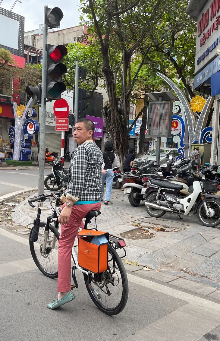 Lê Thiết Cương thong dong về cõi đẹp - Ảnh 3.