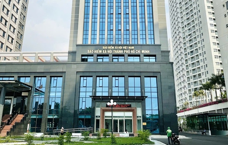 Bảo hiểm xã hội khu vực XXVII đổi tên thành Bảo hiểm xã hội TP.HCM - Ảnh 1.