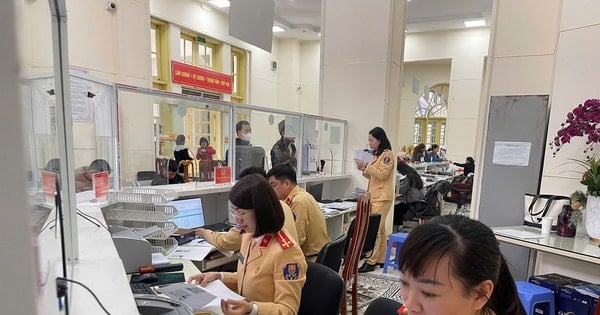 Resolve the backlog of testing and issuing driving licenses before July 30