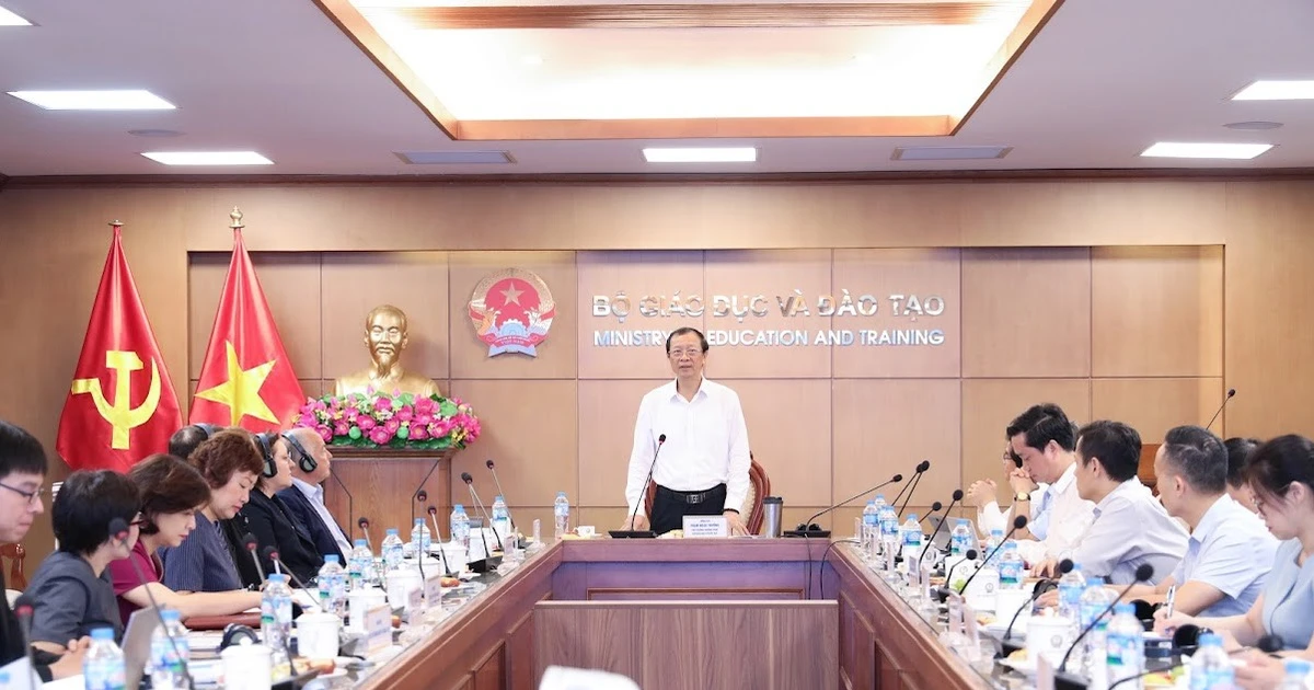 Quyết tâm cao đưa tiếng Anh trở thành ngôn ngữ thứ hai trong trường học
